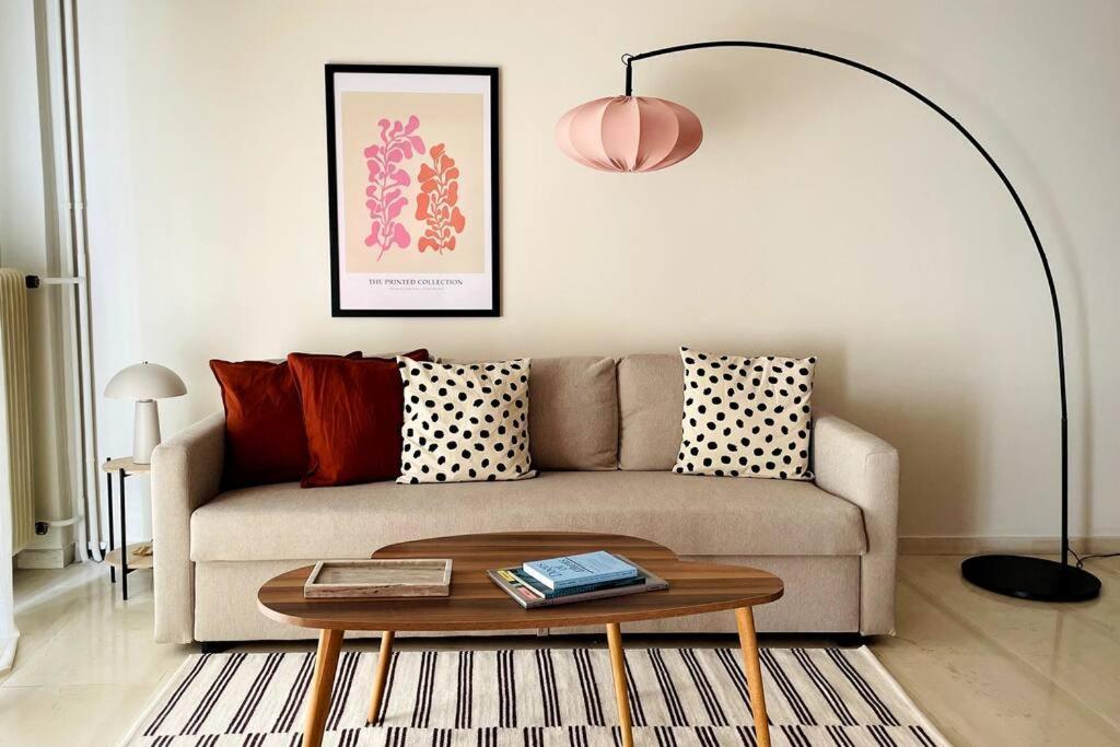 Cybele Apt Downtown Apartment Volos Bagian luar foto